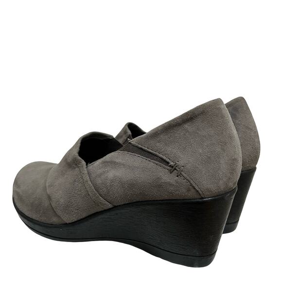 Dansko Suede Leather Wedge Slip on Closed Toe Shoes EU 38 US 8 Gray Clogs - Picture 2 of 10